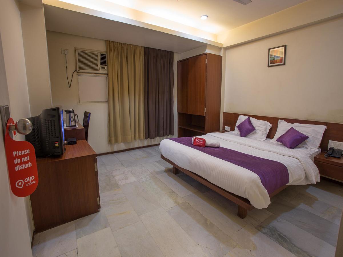 Oyo 13771 Executive Residency Hotell Pune Exteriör bild