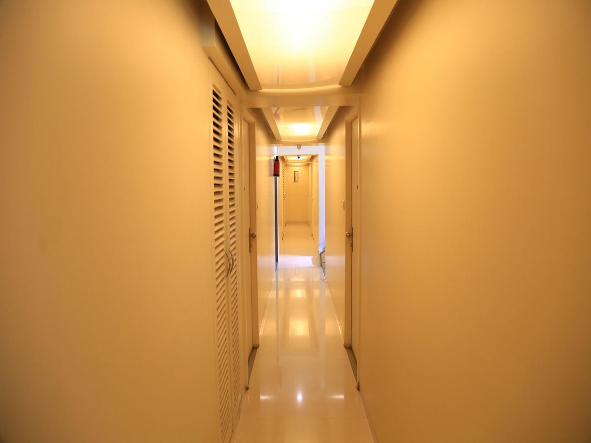 Oyo 13771 Executive Residency Hotell Pune Exteriör bild