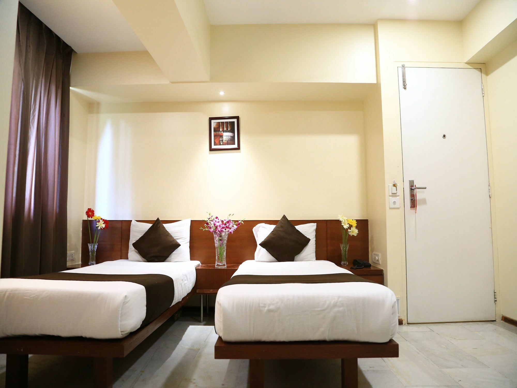 Oyo 13771 Executive Residency Hotell Pune Exteriör bild